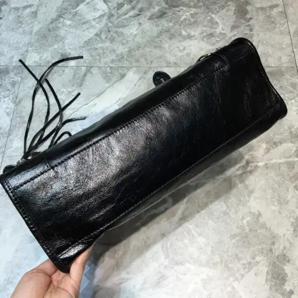 Yupoo bagsoffer BALENCIAGA CLASSIC CITY