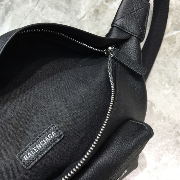 HOT SALE BALENCIAGA EVERYDAY BELTPACK