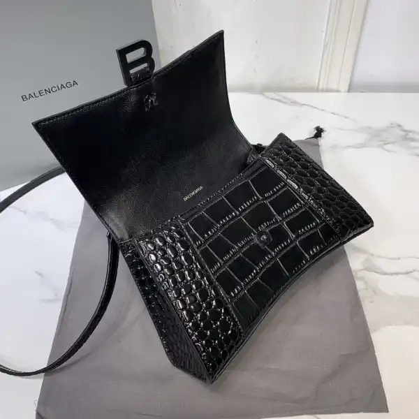 First bag ru BALENCIAGA HOURGLASS SMALL TOP HANDLE BAG