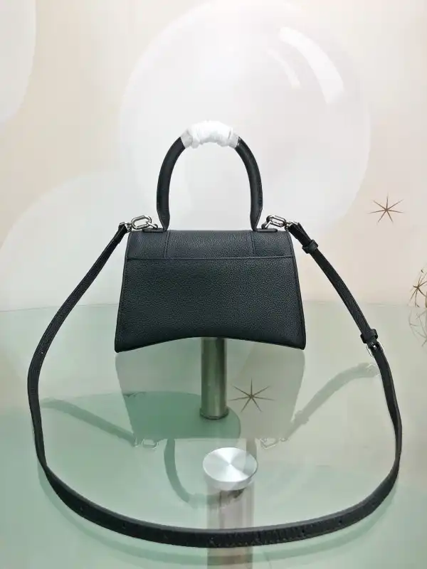 Yupoo bagsoffer BALENCIAGA HOURGLASS SMALL TOP HANDLE BAG