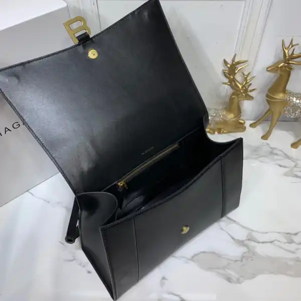 Bagsoffer BALENCIAGA HOURGLASS TOP HANDLE BAG