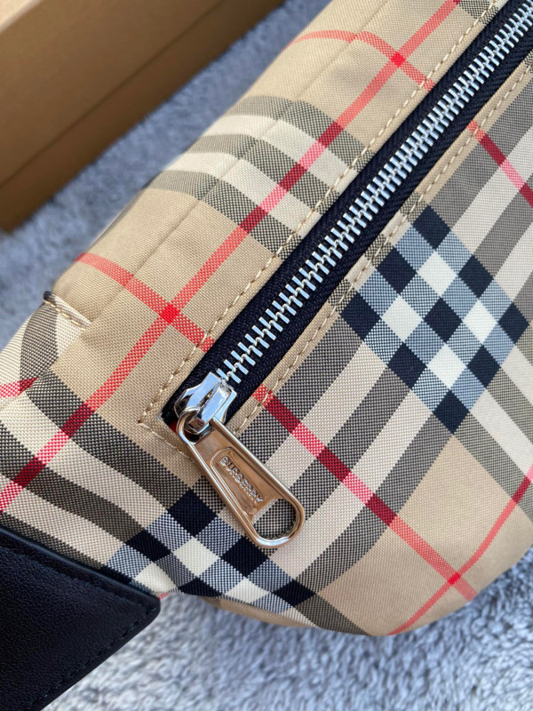 HOT SALE BURBERRY Medium Vintage Check Bonded Cotton Bum Bag