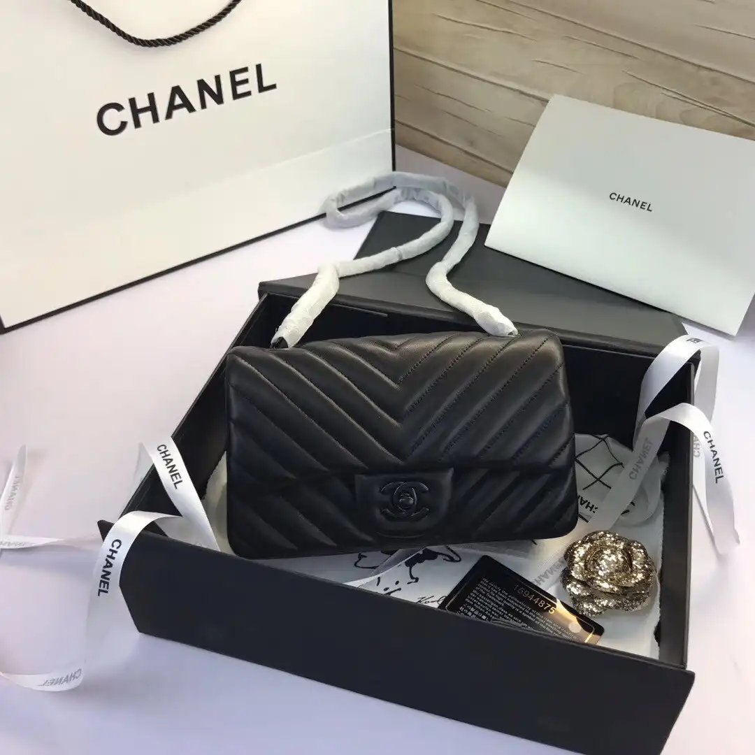 CL FLAP BAG