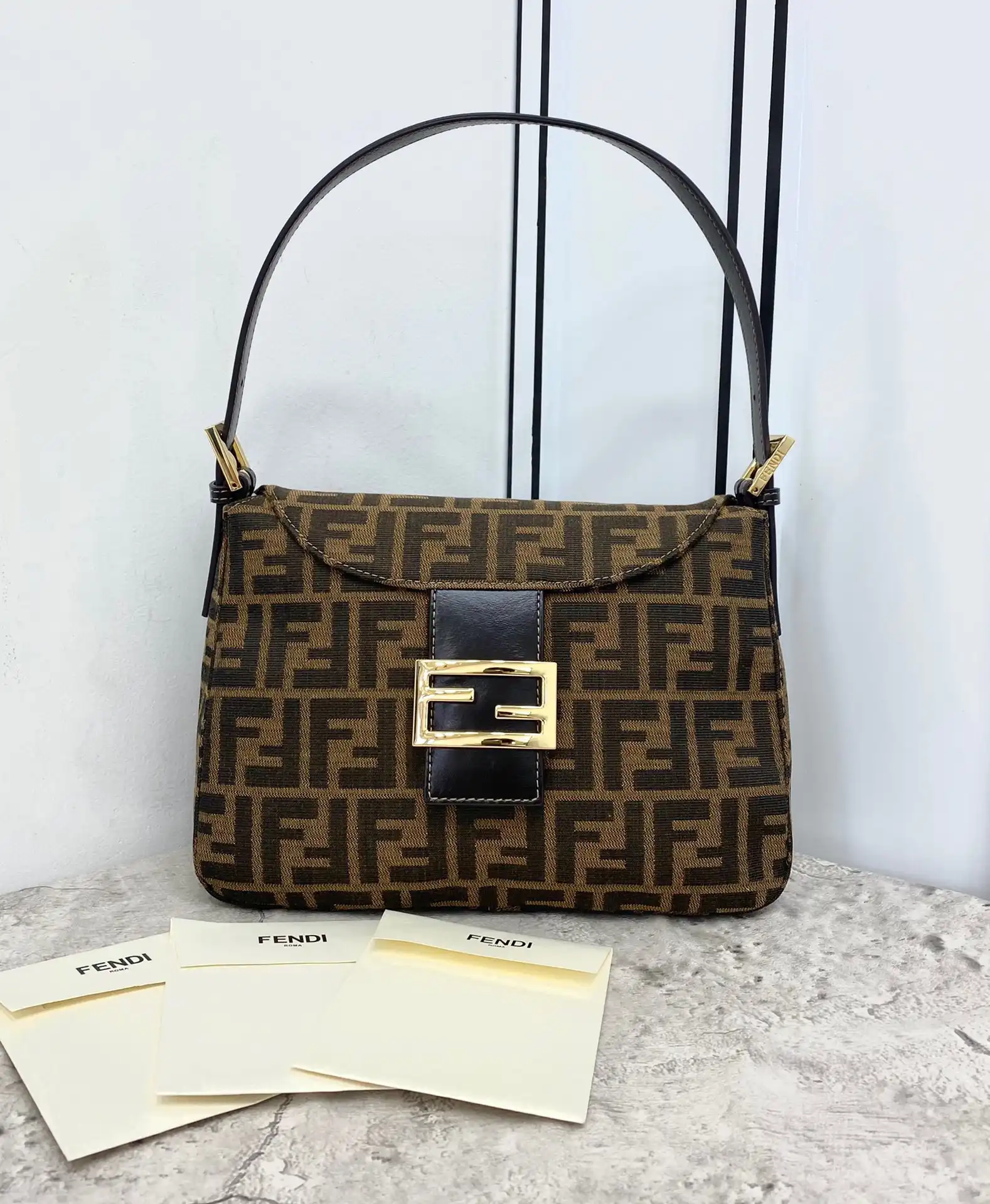 Firstbag Ru FENDI VINTAGE BAG