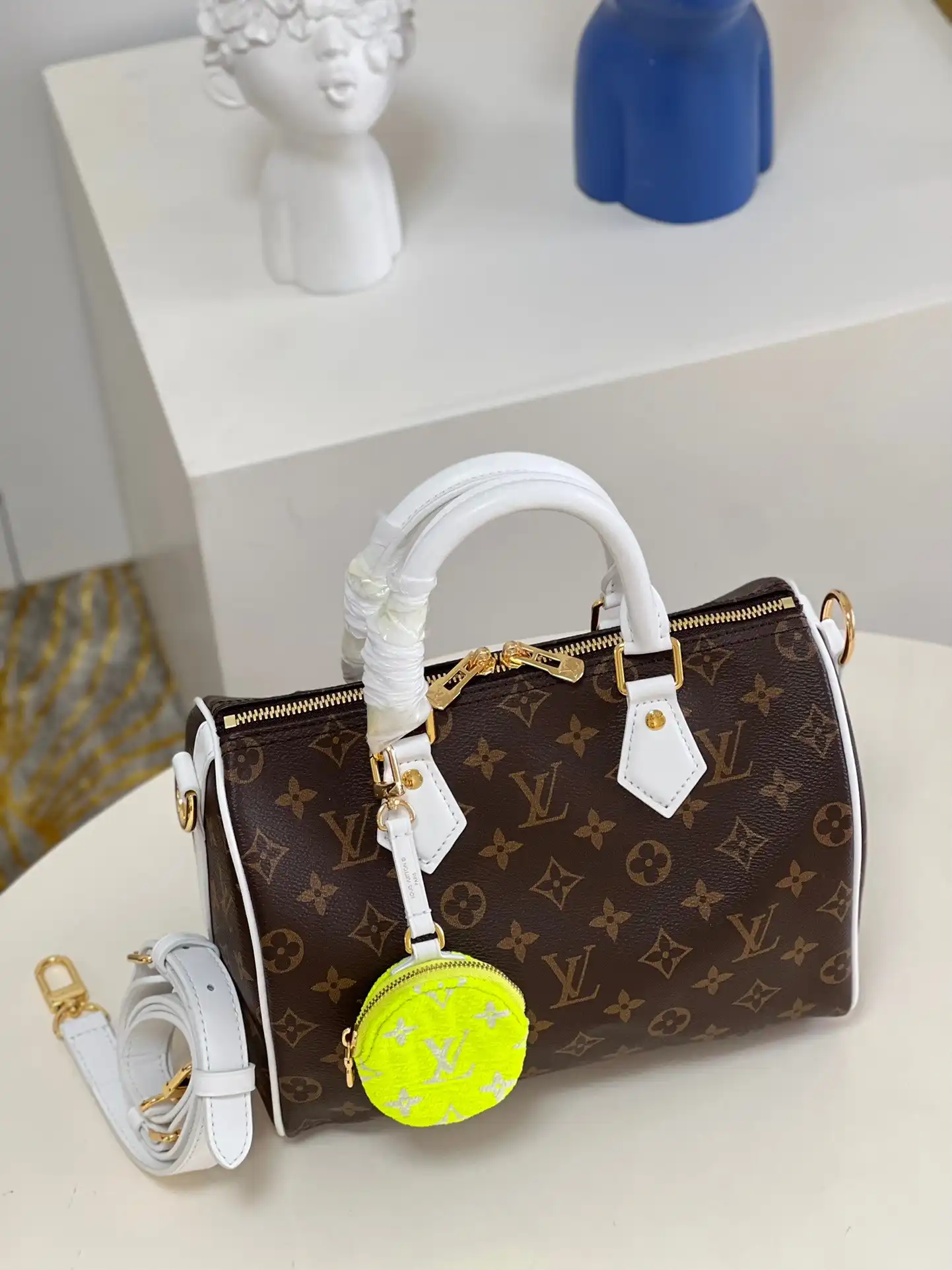 LOUIS VUITTON SPEEDY BANDOULIÈRE 25