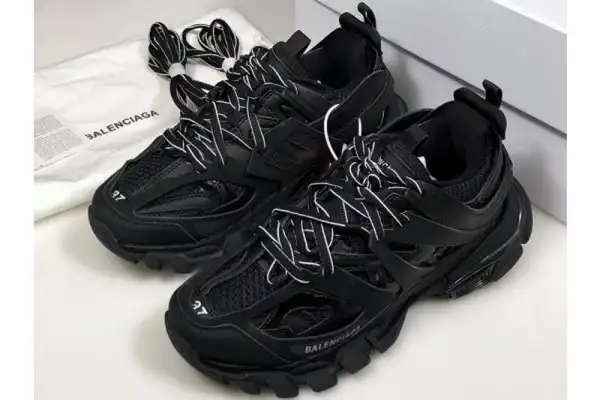 BALENCIAGA TRACK TRAINER 'TRIPLE BLACK' 542436 W1GB 1000