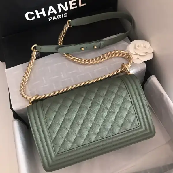 First bag ru CHANEL BOY BAG 20CM 25CM