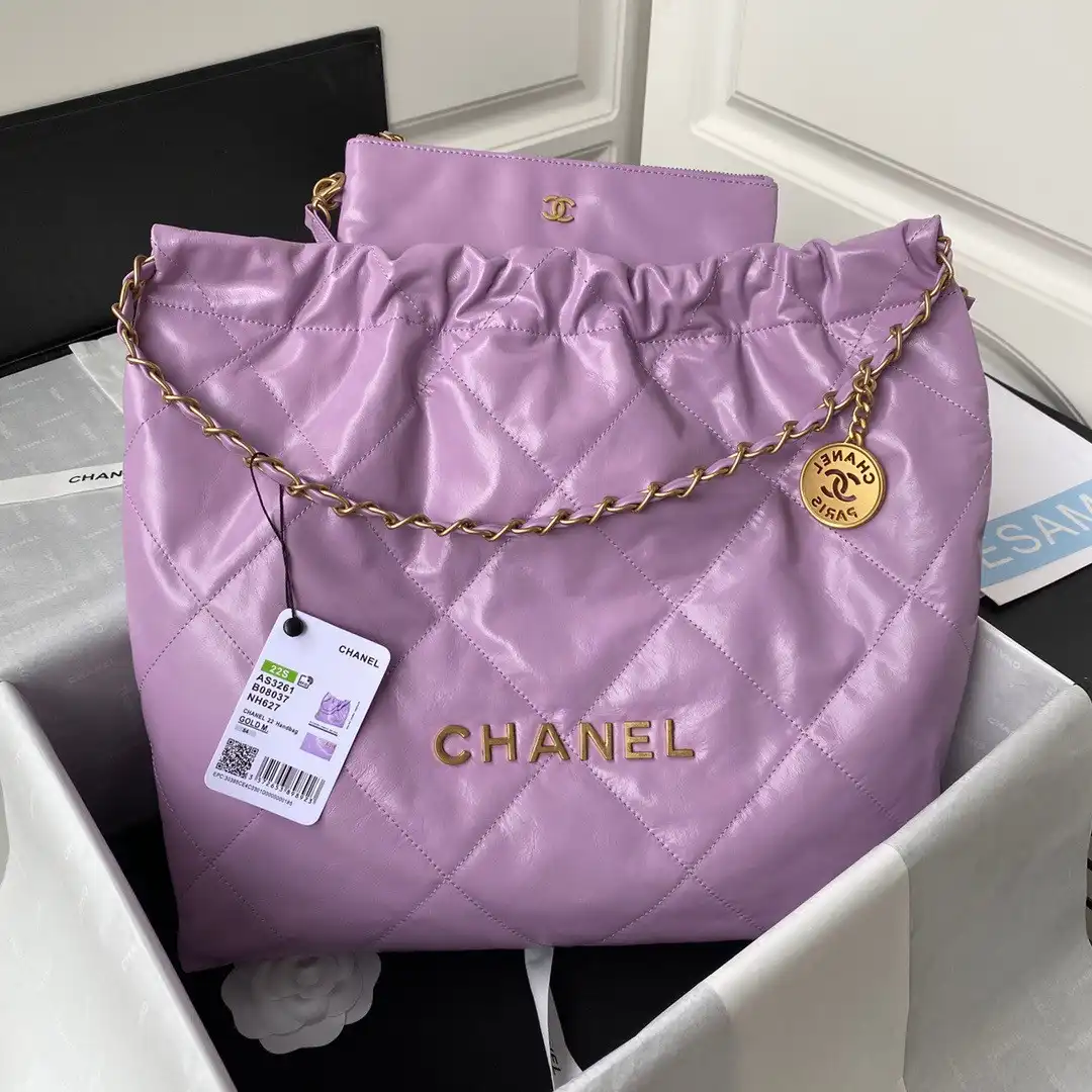 CHANEL 22 HANDBAG