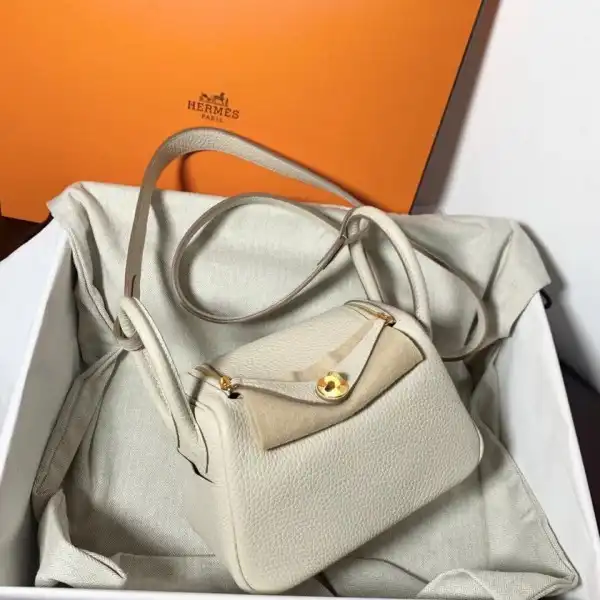 First bag ru HERMES LINDY MINI HANDMADE