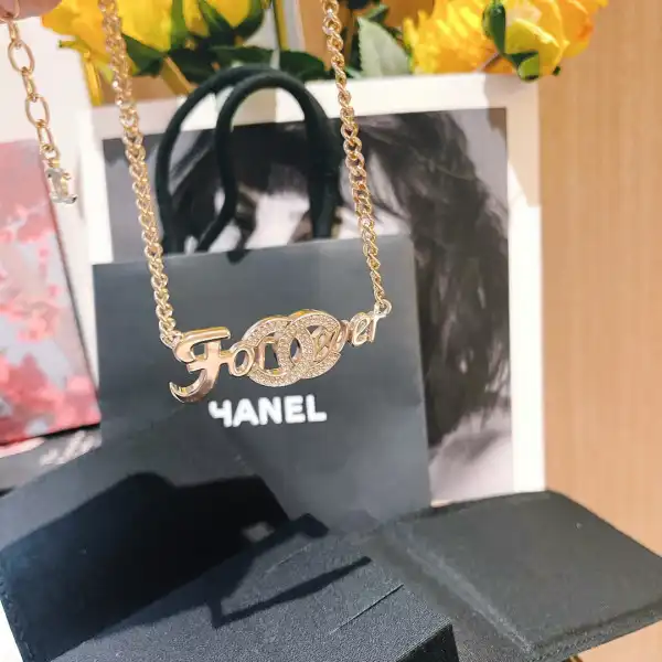 CHANEL NECKLACE