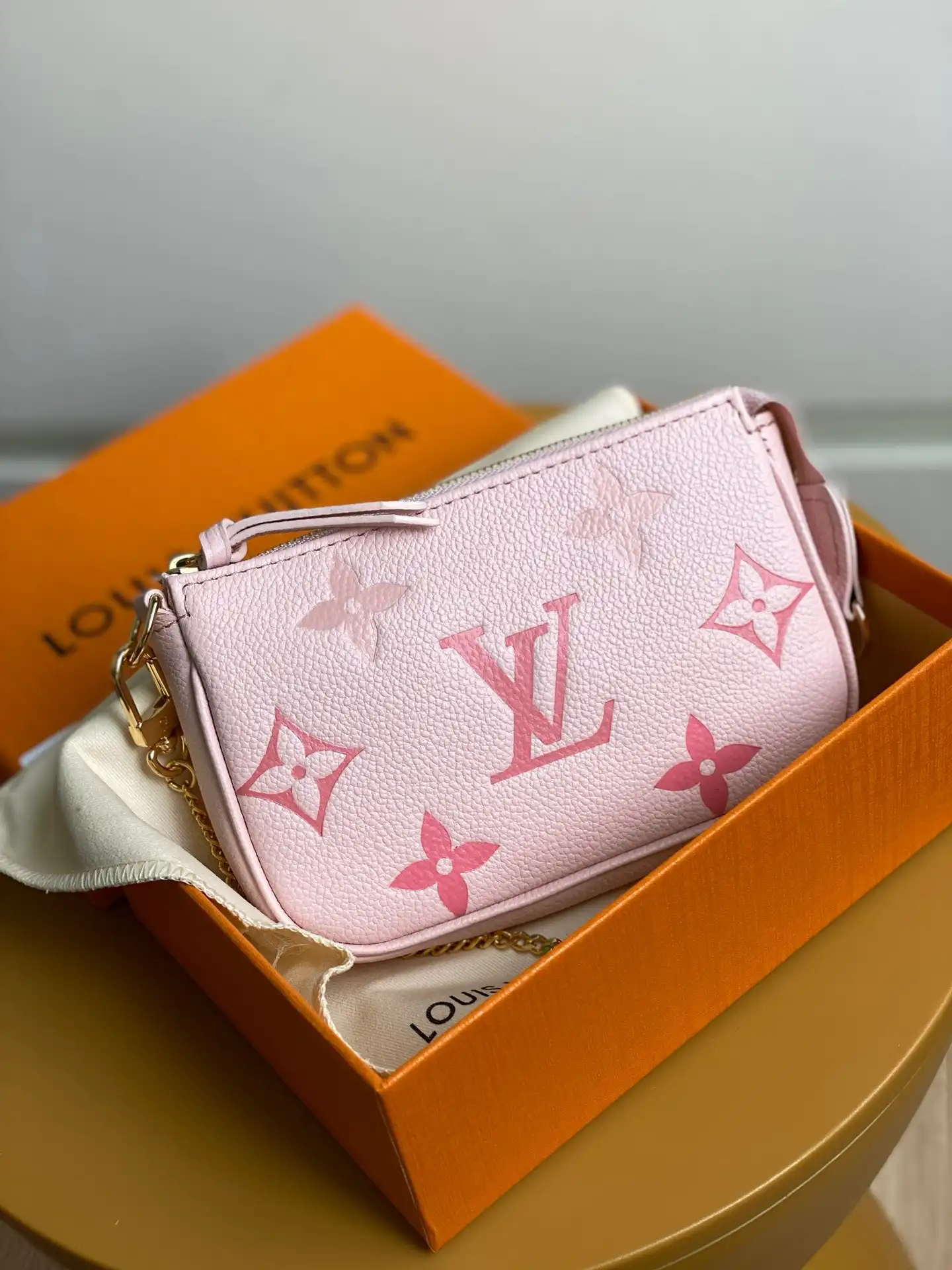 LOUIS VUITTON MINI POCHETTE ACCESSOIRES