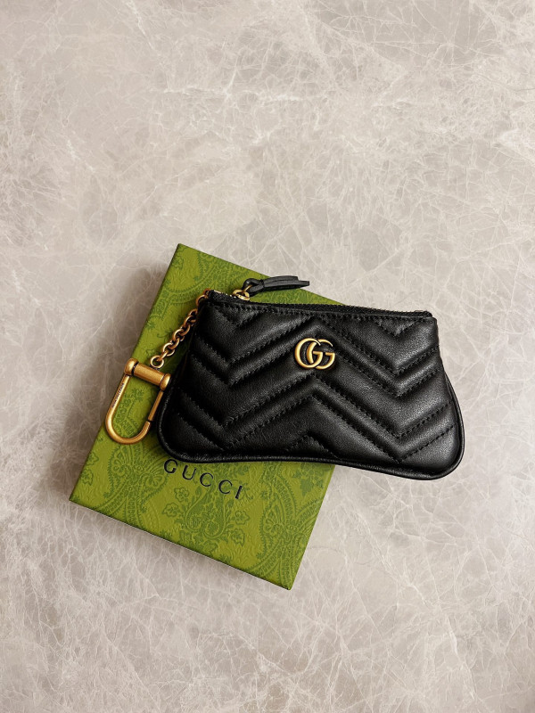 HOT SALE Gucci GG Marmont matelassé key case