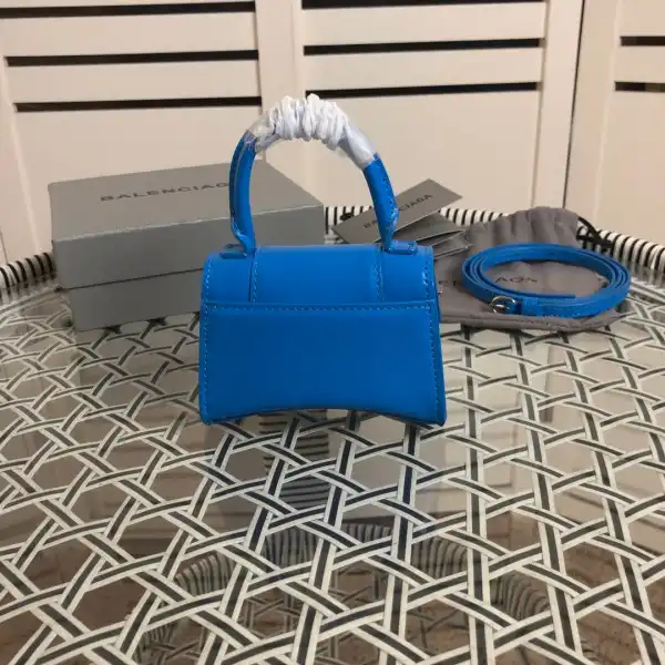 Bagsoffer BALENCIAGA HOURGLASS