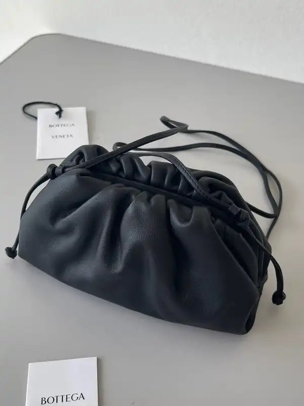 First Bag Ru BOTTEGA VENETA MINI POUCH