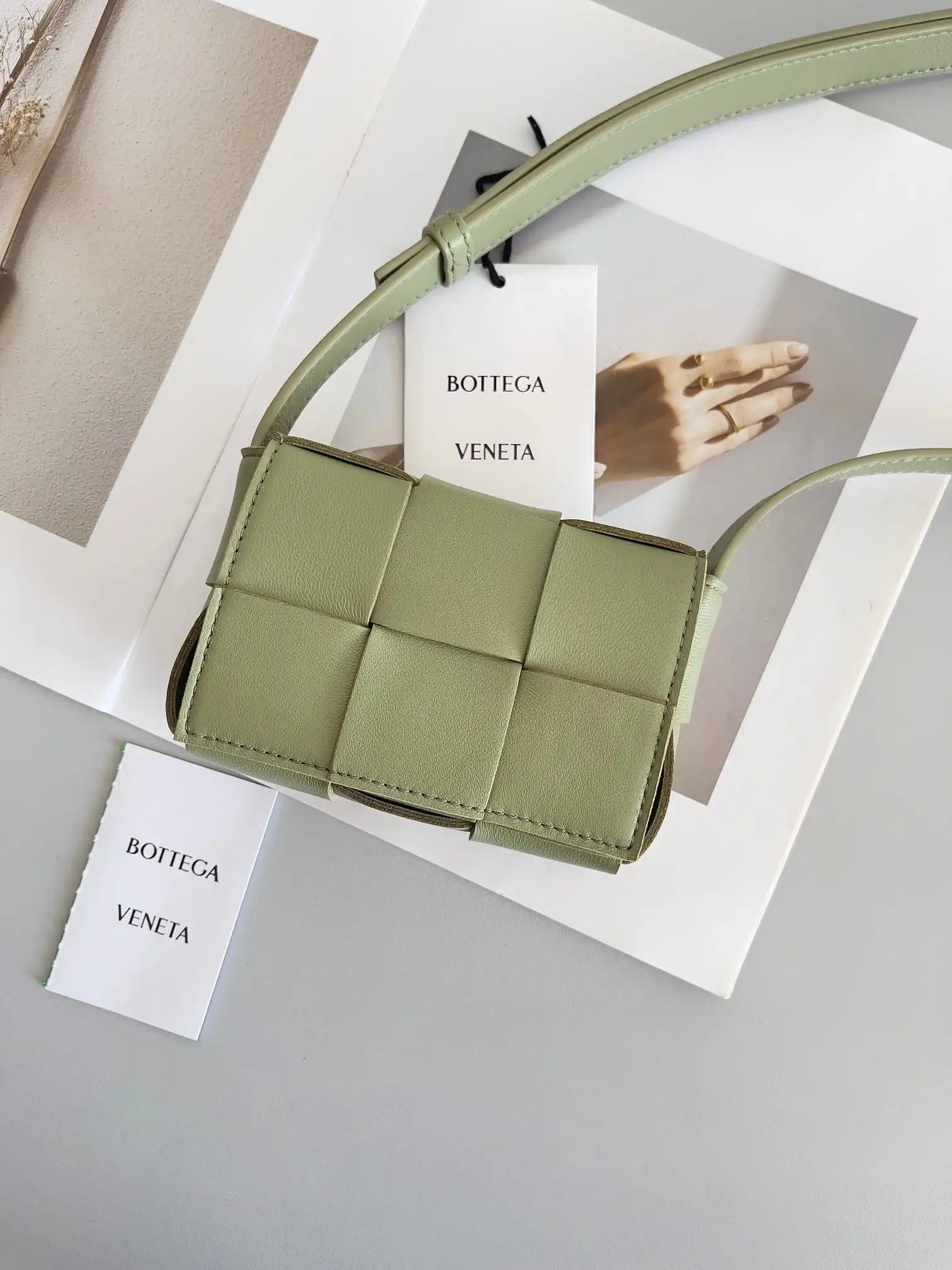 BOTTEGA VENETA Candy mini Cassette-12*8*4cm