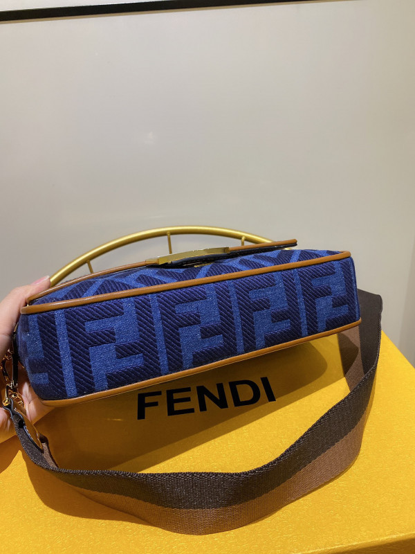 HOT SALE FENDI BAGUETTE