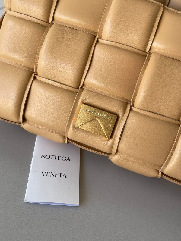 HOT SALE BOTTEGA VENETA CASSETTE