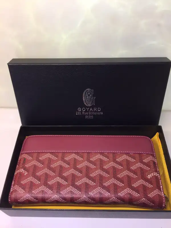 GOYARD ZIPPY WALLET