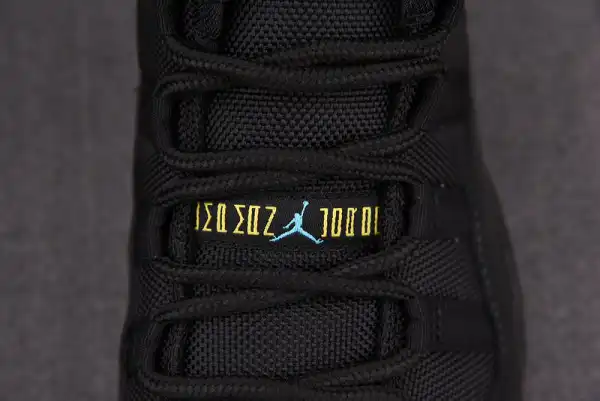 AIR JORDAN 11 RETRO 'GAMMA BLUE' 378037-006