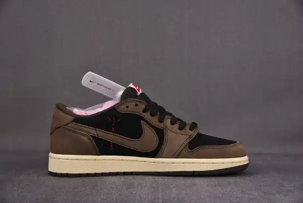 AIR JORDAN 1 RETRO LOW OG SP TRAVIS SCOTT CQ4277-001