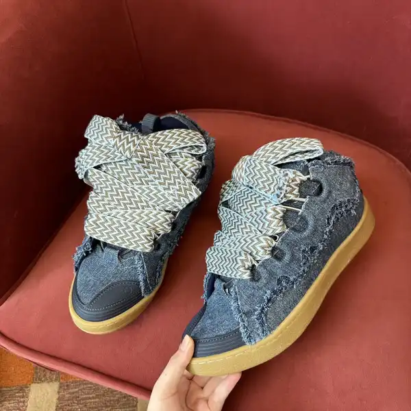 First bag ru LANVIN CURB SNEAKERS