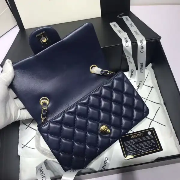 Frstbag ru CHANEL Flap Bag Lambskin 20CM