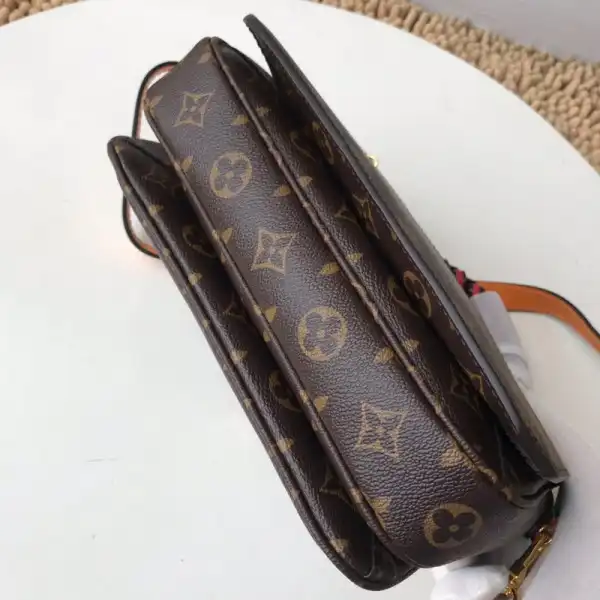 Cheap Louis Vuitton POCHETTE METIS