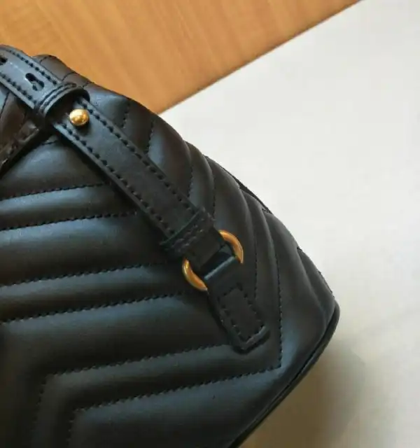 Gucci GG Marmont matelassé backpack 528129