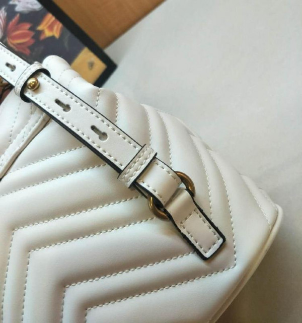 HOT SALE Gucci GG Marmont matelassé backpack 528129