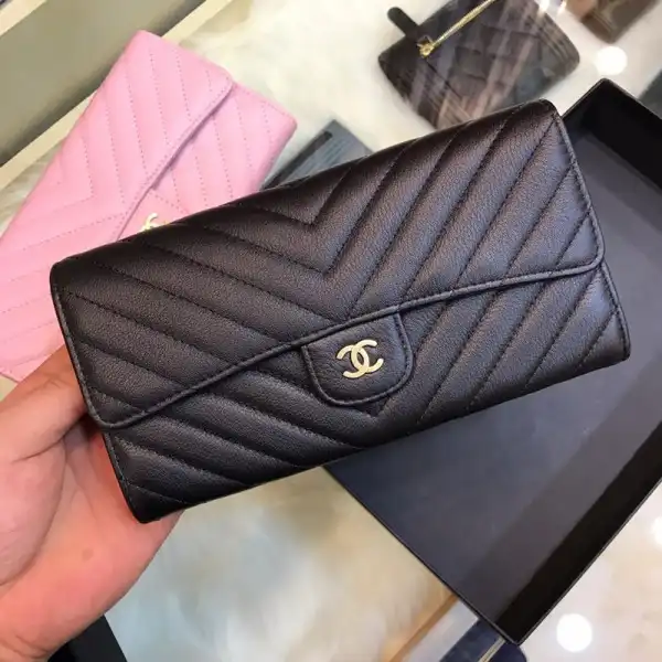 CHANEL WALLET