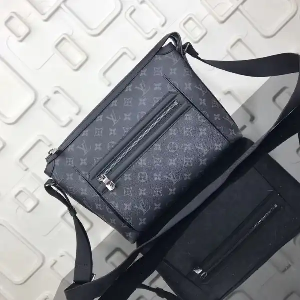 First bag ru LOUIS VUITTON ODYSSEY MESSENGER PM