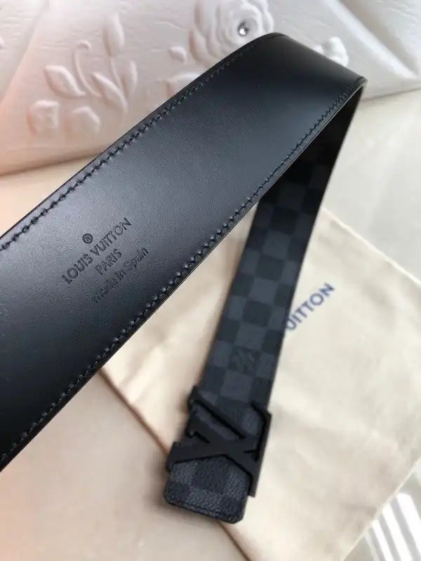 Firstbag Ru Louis Vuitton Belt