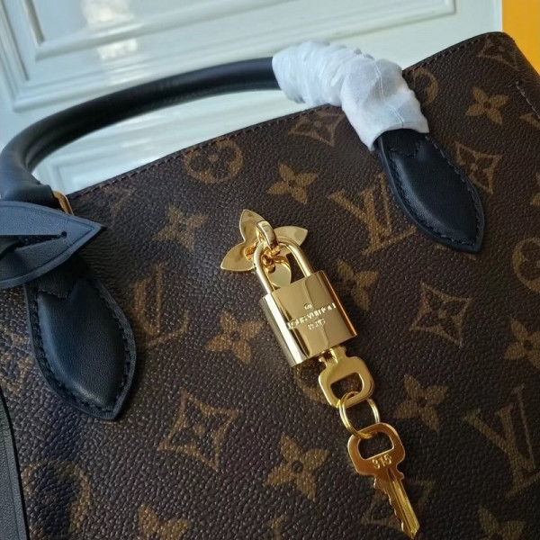 Louis Vuitton FLOWER TOTE