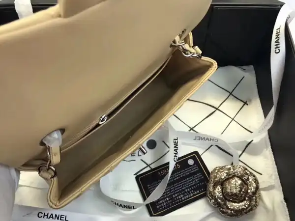 CHANEL Flap Bag Lambskin 20CM