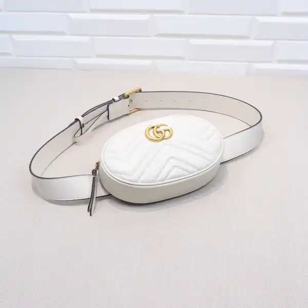 First bag ru Gucci GG Marmont Matelassé Leather Belt Bag