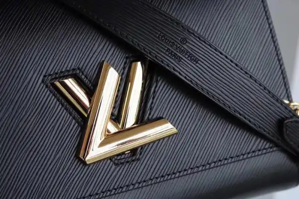 Louis Vuitton TWIST