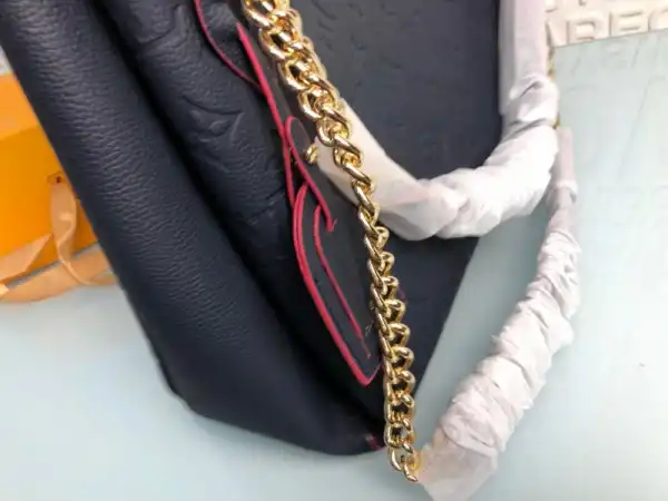 Aaa replica ru Louis Vuitton SURENE MM