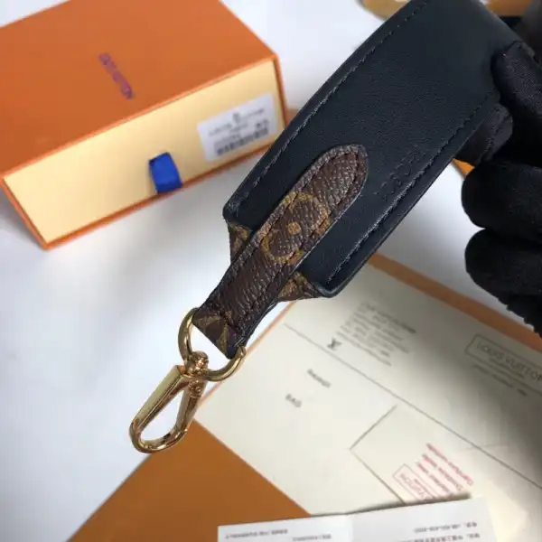 Yupoo bagsoffer Louis Vuitton BANDOULIÈRE MONOGRAM