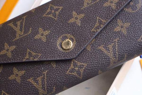 HOT SALE LOUIS VUITTON SARAH WALLET