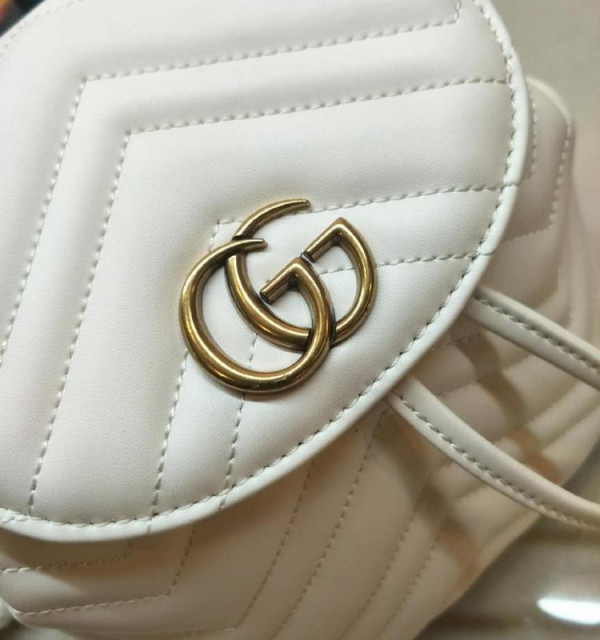 HOT SALE Gucci GG Marmont matelassé backpack 528129