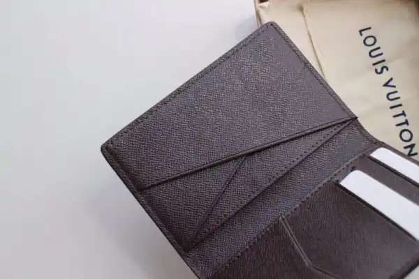 TO Louis Vuitton POCKET ORGANIZER