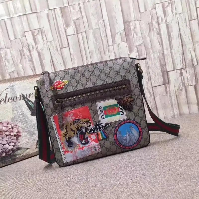 Gucci Courrier soft GG messenger