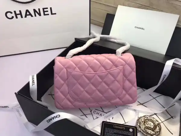 CHANEL Flap Bag Lambskin 20CM