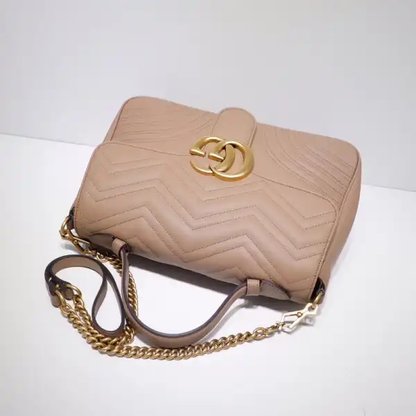 Gucci GG Marmont medium top handle bag