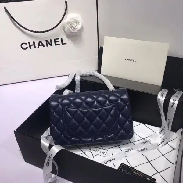 Frstbag ru CHANEL Flap Bag Lambskin 20CM