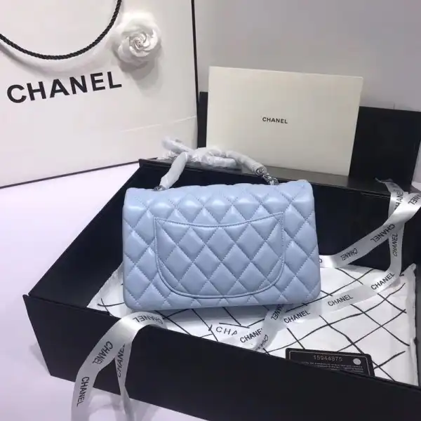 CHANEL Flap Bag Lambskin 20CM