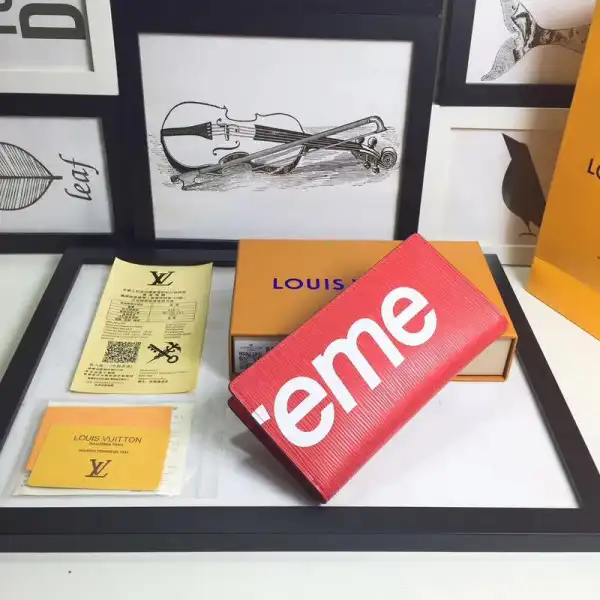 Aaa replica ru Louis Vuitton Supreme wallet