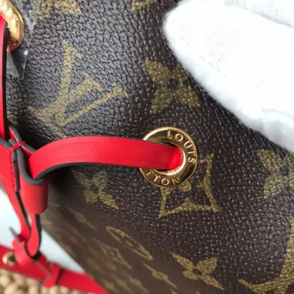 Frstbag ru LOUIS VUITTON NÉONOÉ