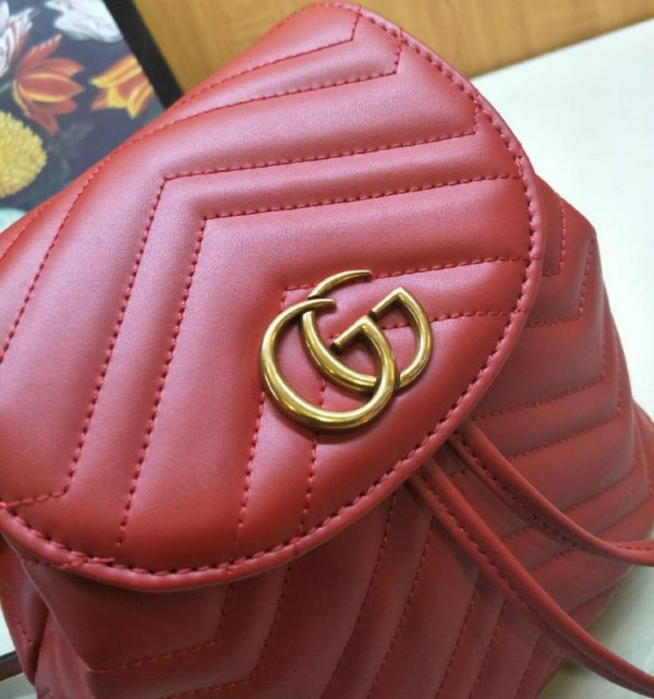 HOT SALE Gucci GG Marmont matelassé backpack 528129