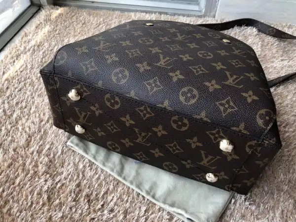 Louis Vuitton MONTAIGNE BB